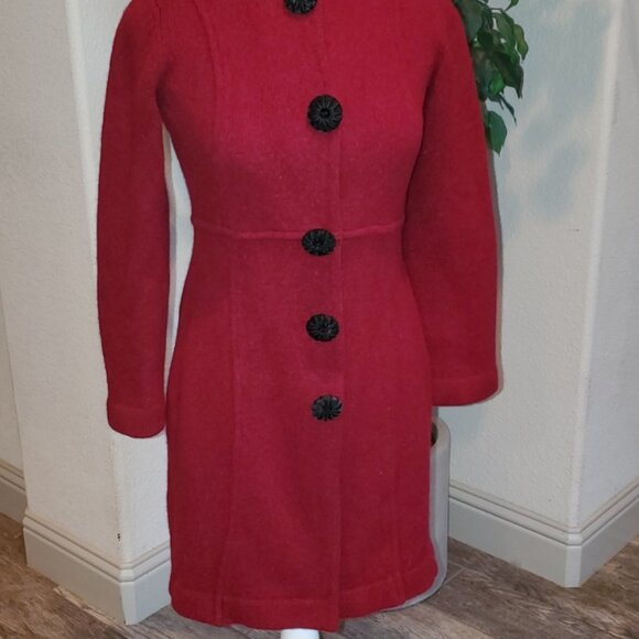 Kenar Lambswool Coat - Picture 3 of 8